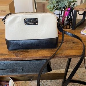 Kate Spade black and white cross body purse